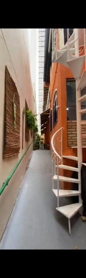 Vilarejo Hostel Pinheiros Guest House São Paulo Exterior foto